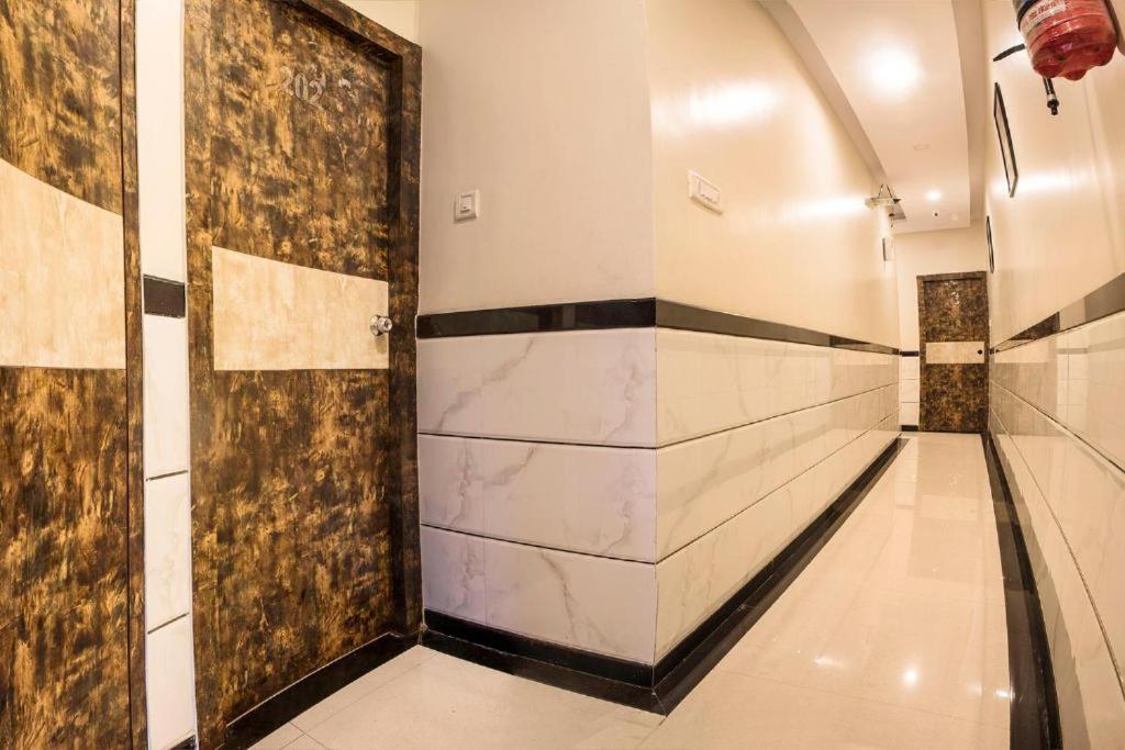 Hotel Embassy Grand Near Us Embassy Bkc 孟买 外观 照片